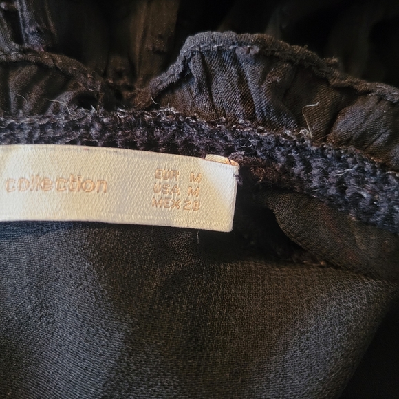 Zara Floral Boho Romantic Feminine Black Embroidered Top, Size Medium - Picture 6 of 6